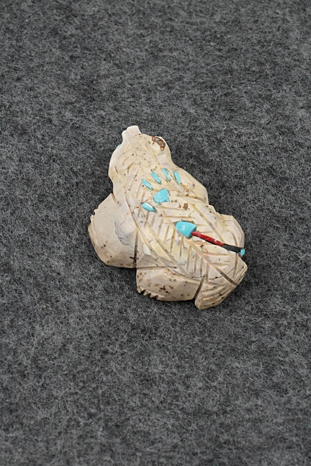 Badger Zuni Fetish Carving - Dannette Laate