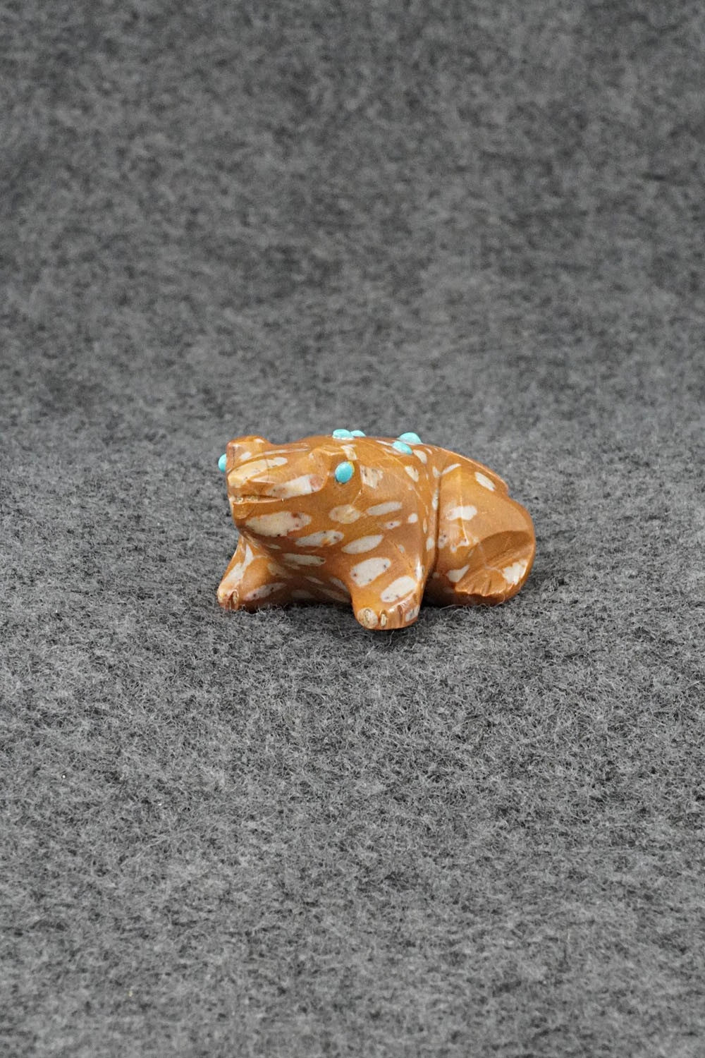 Frog Zuni Fetish Carving - Ronnie Lunasee