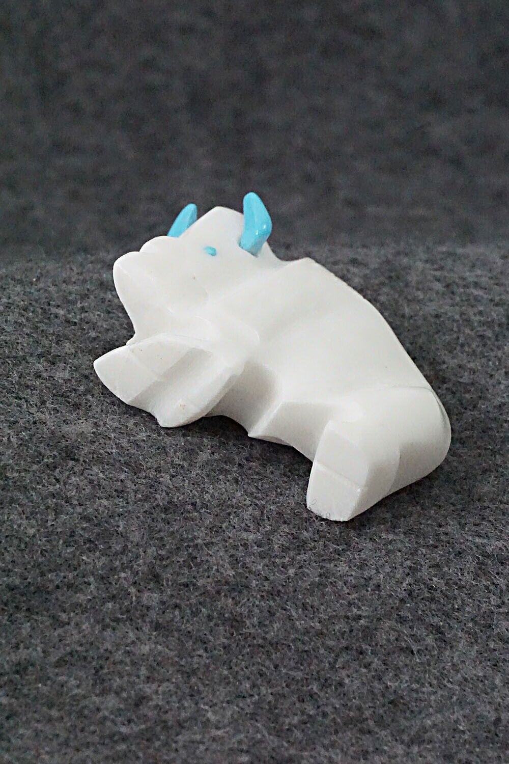 Buffalo Zuni Fetish Carving - Todd Etsate