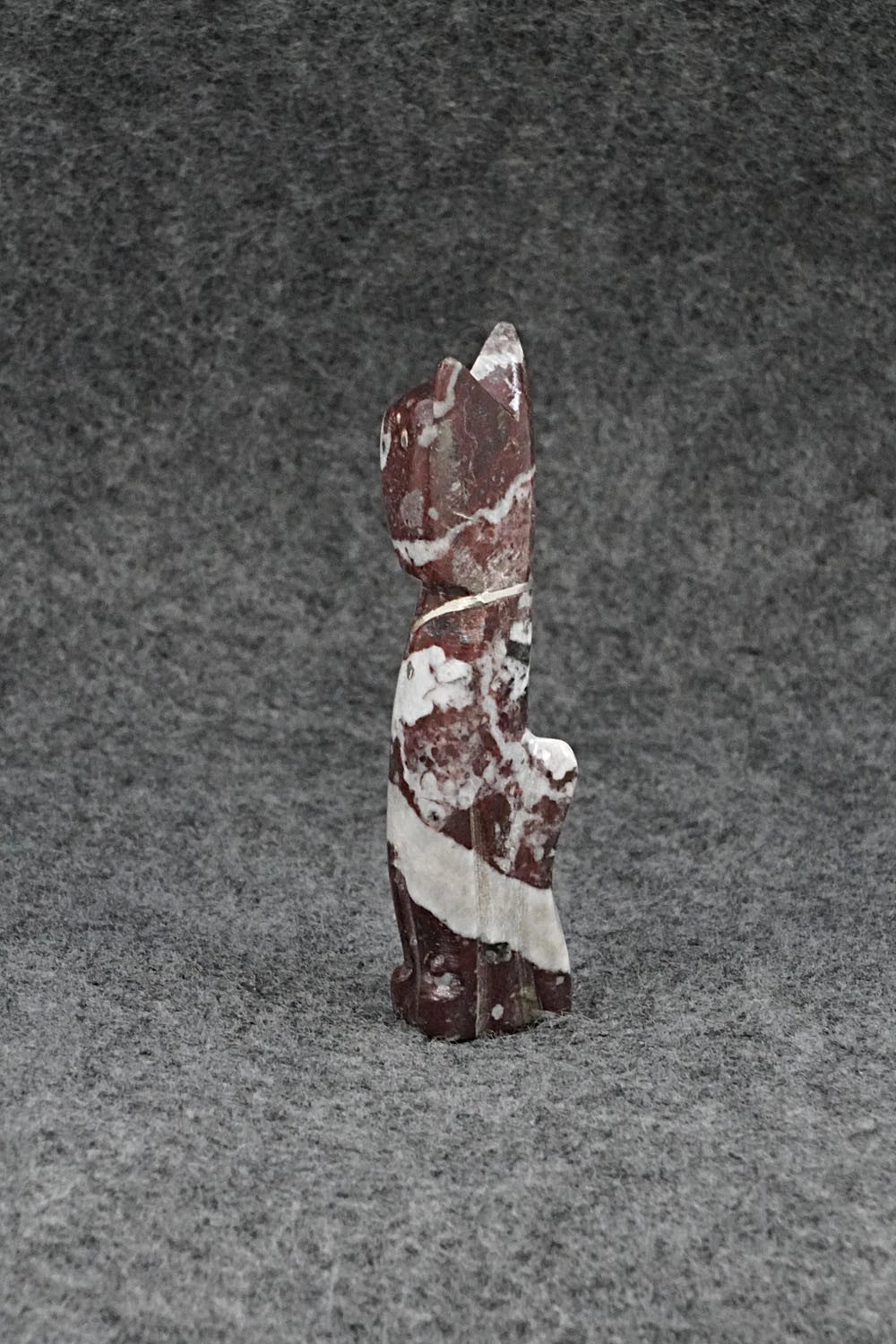 Cat Zuni Fetish Carving - Kenny Chavez