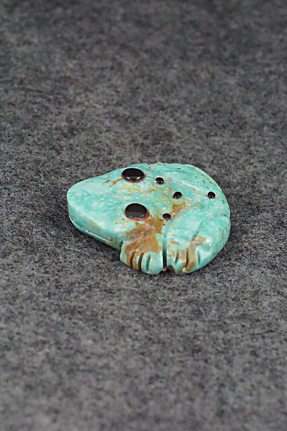 Frog Zuni Fetish Carving - Reynold Lunasee