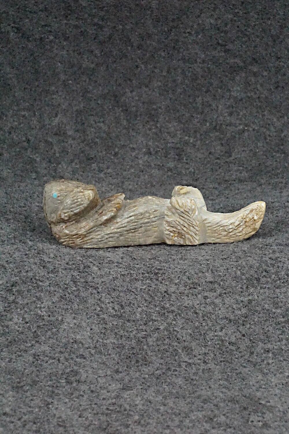 Otter Zuni Fetish Carving - Tony Mackel