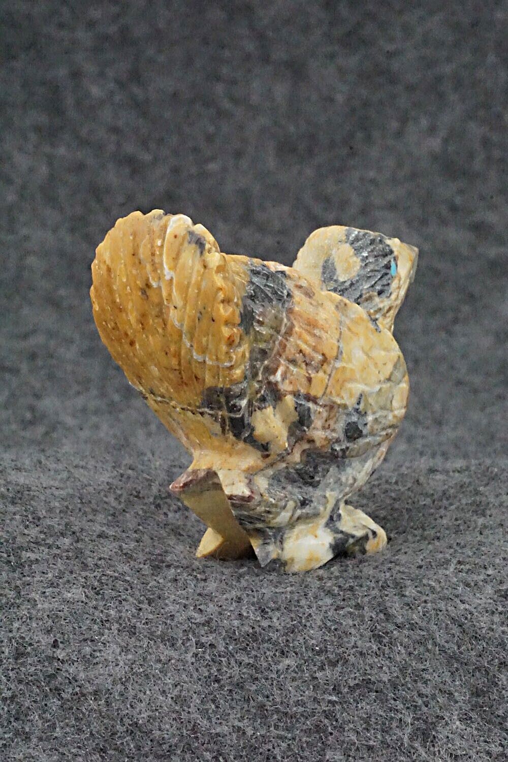 Eagle Zuni Fetish Carving - Tony Mackel