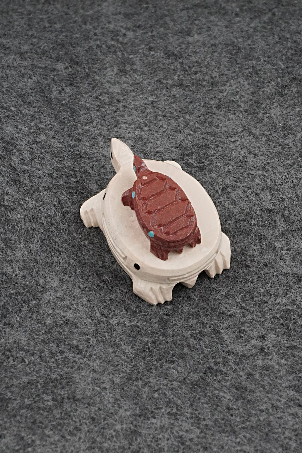 Turtle Zuni Fetish Carving - Jesus Espino