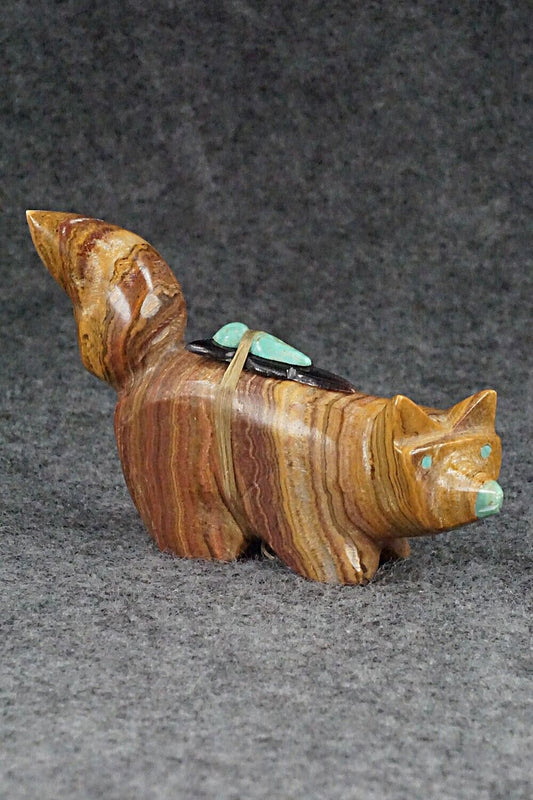 Wolf Zuni Fetish Carving - Enrike Leekya