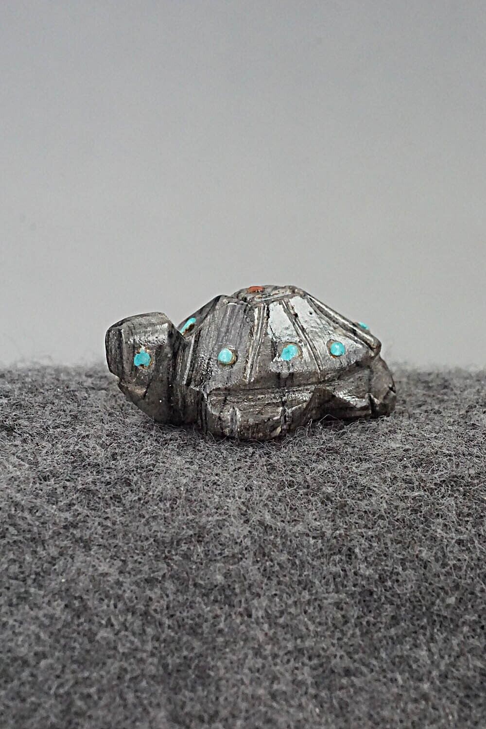 Turtle Zuni Fetish Carving - Carl Etsate
