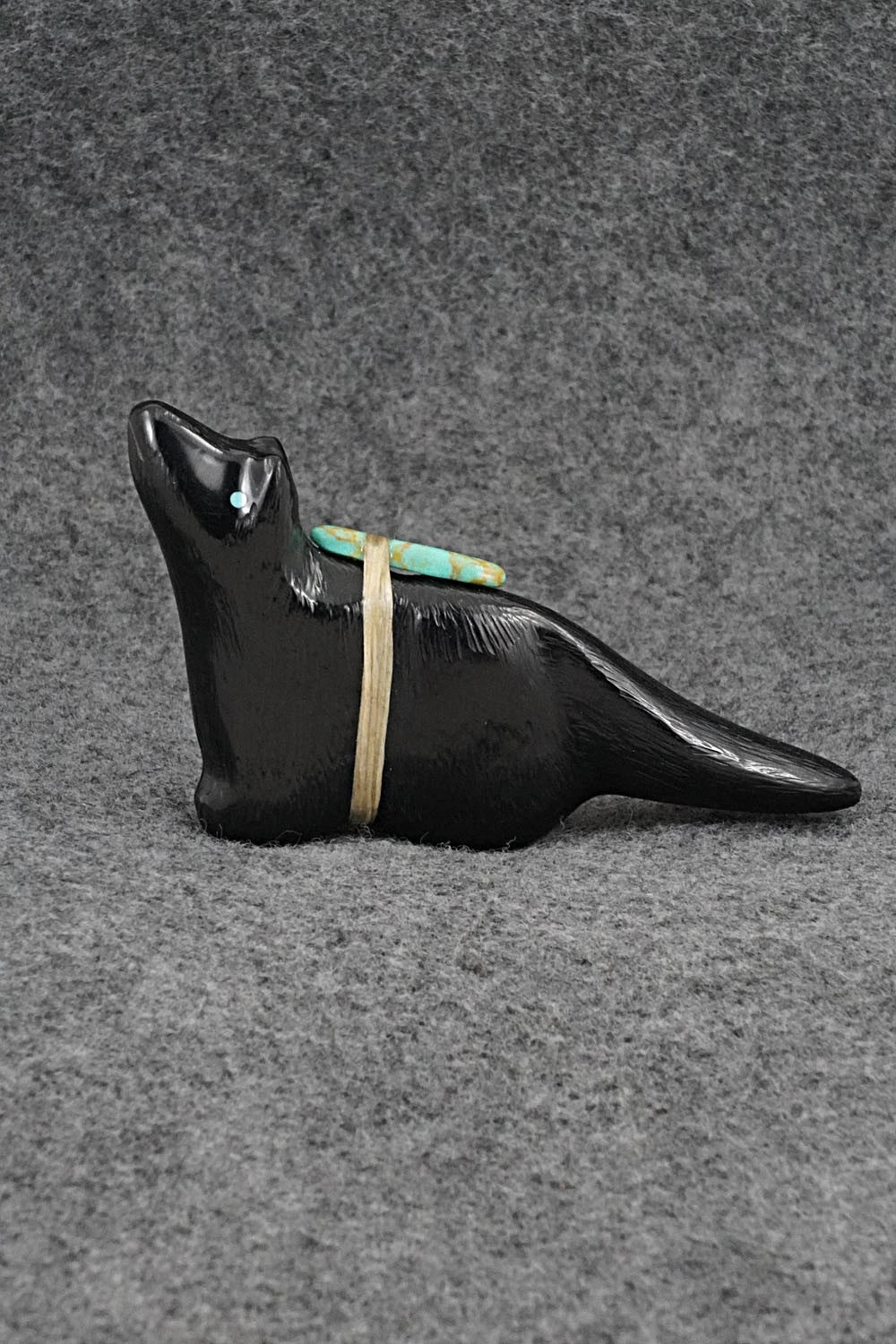 Wolf Zuni Fetish Carving - Herbert Halate