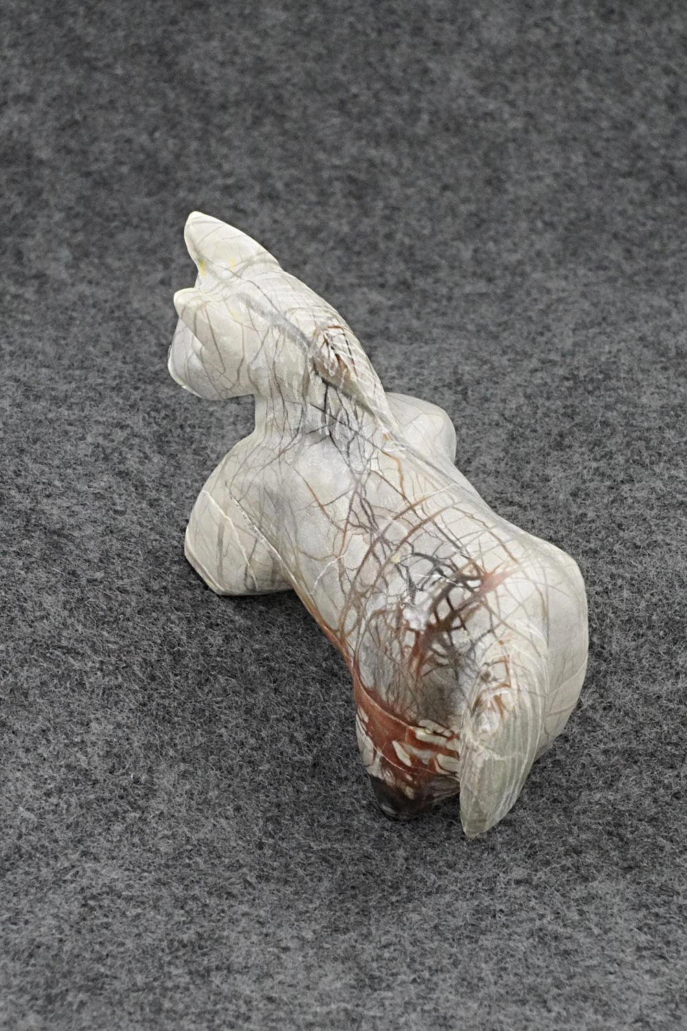 Horse Zuni Fetish Carving - Freddie Leekya