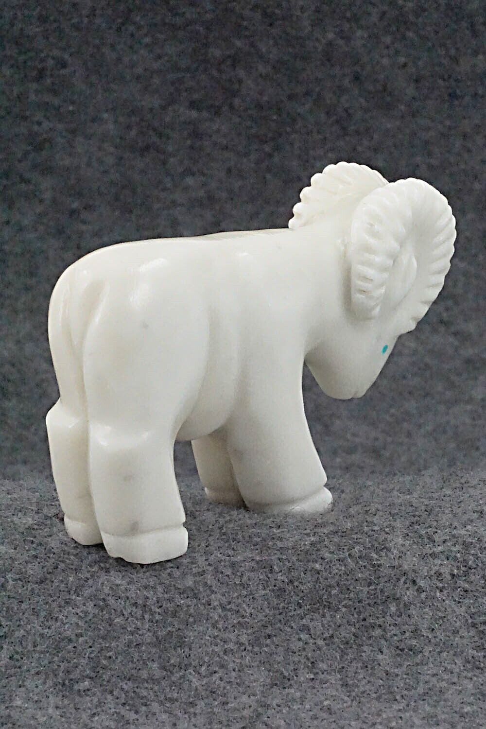 Ram Zuni Fetish Carving - Andres Quandelacy