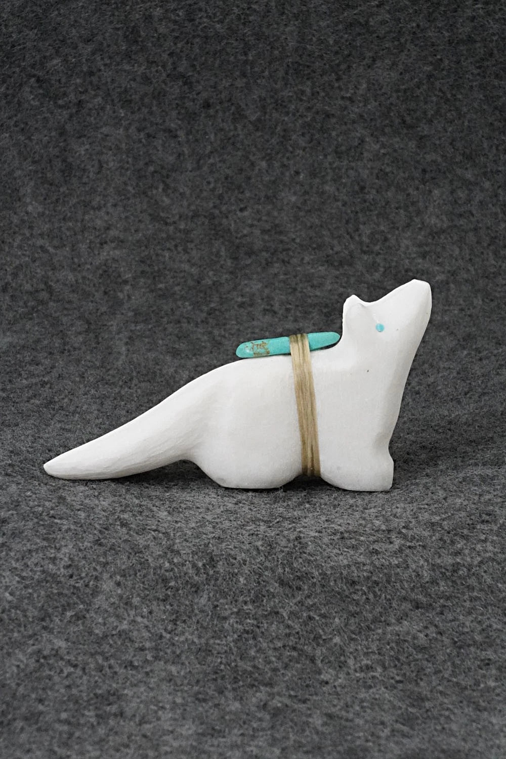 Wolf Zuni Fetish Carving - Herbert Halate