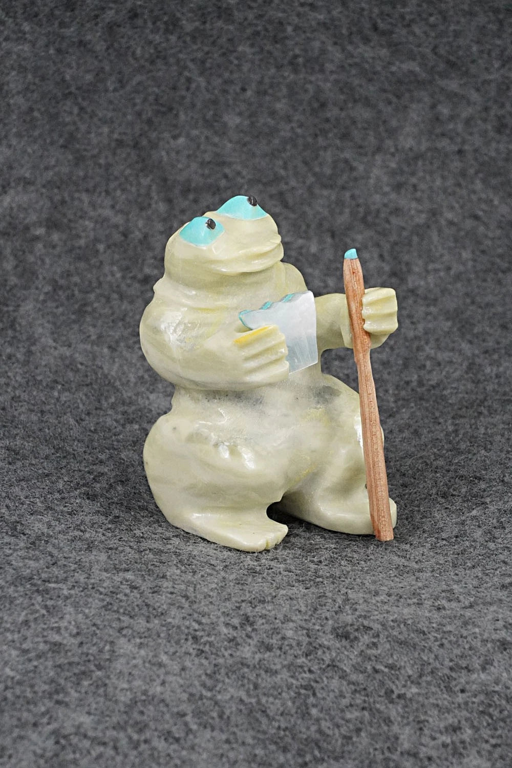 Frog Zuni Fetish Carving - Freddie Leekya