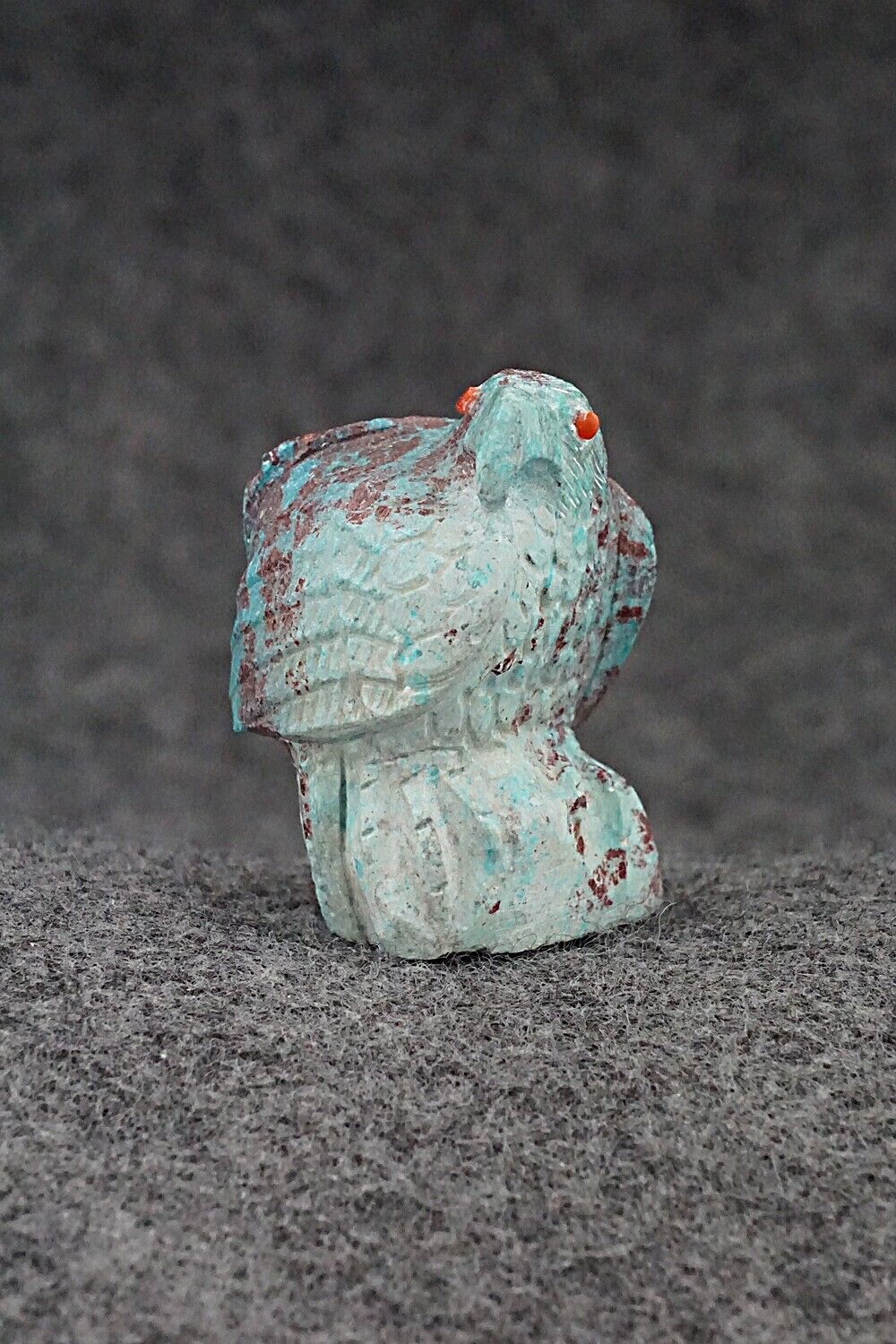 Eagle Zuni Fetish Carving - Derrick Kaamasee