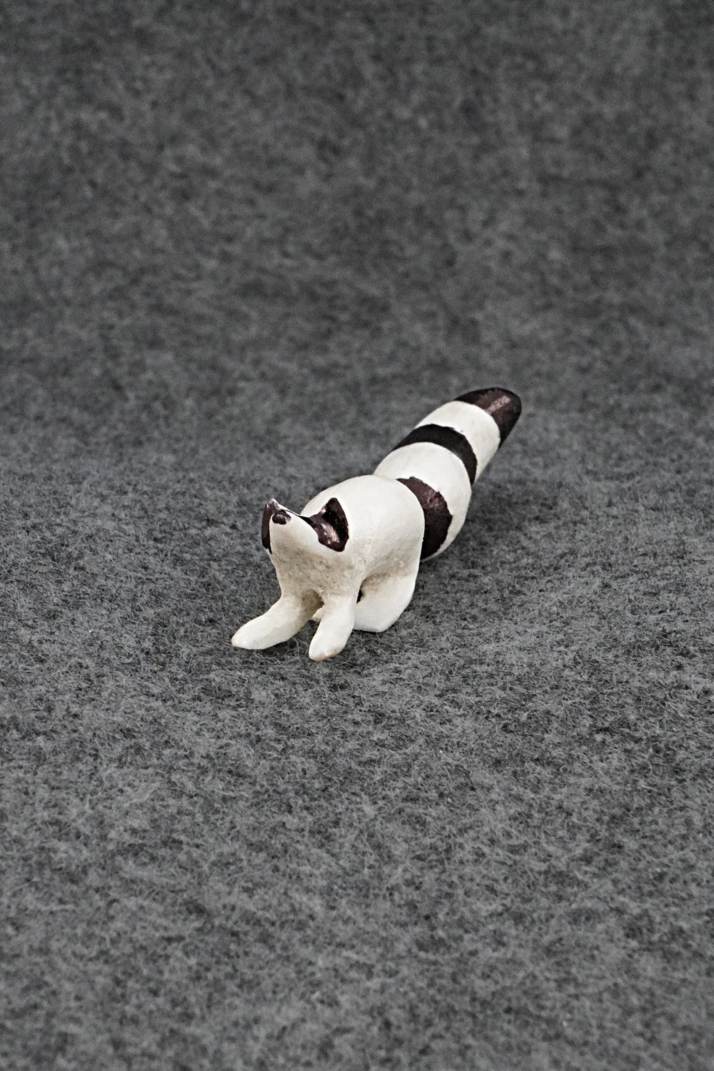 Raccoon Zuni Fetish Carving - Ruben Najera