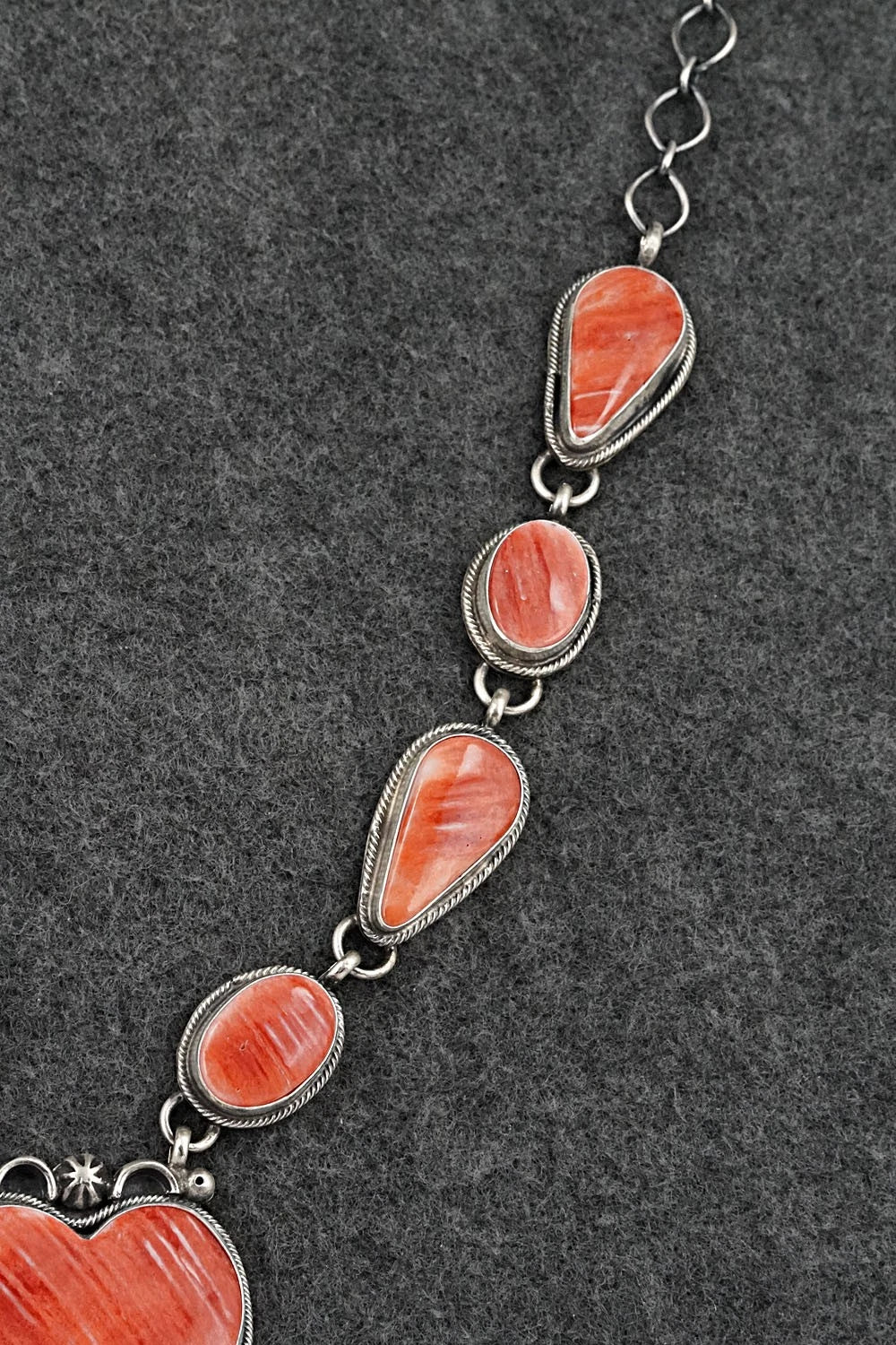 Spiny Oyster & Sterling Silver Necklace and Earrings Set - Bobby Johnson