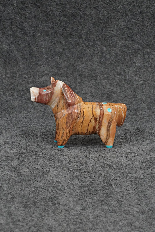 Horse Zuni Fetish Carving - Enrike Leekya