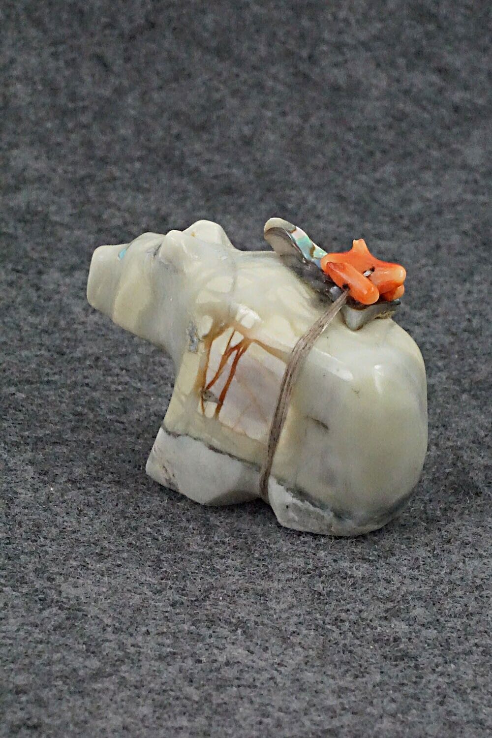 Bear Zuni Fetish Carving - Donovan Laiwakete