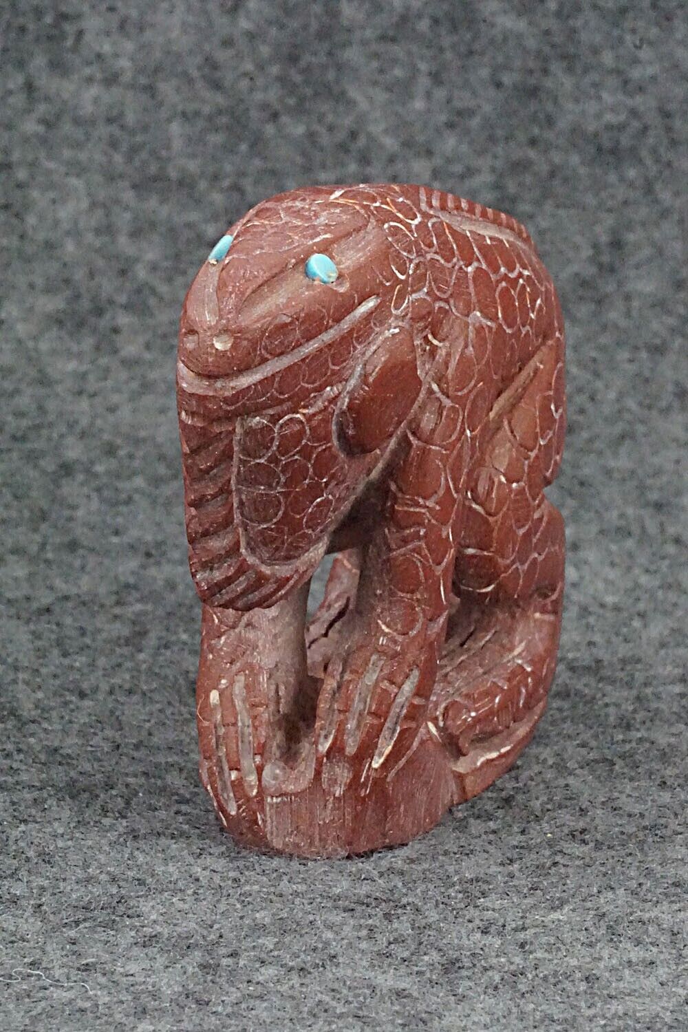 Iguana Zuni Fetish Carving - Carlton Kaamasee