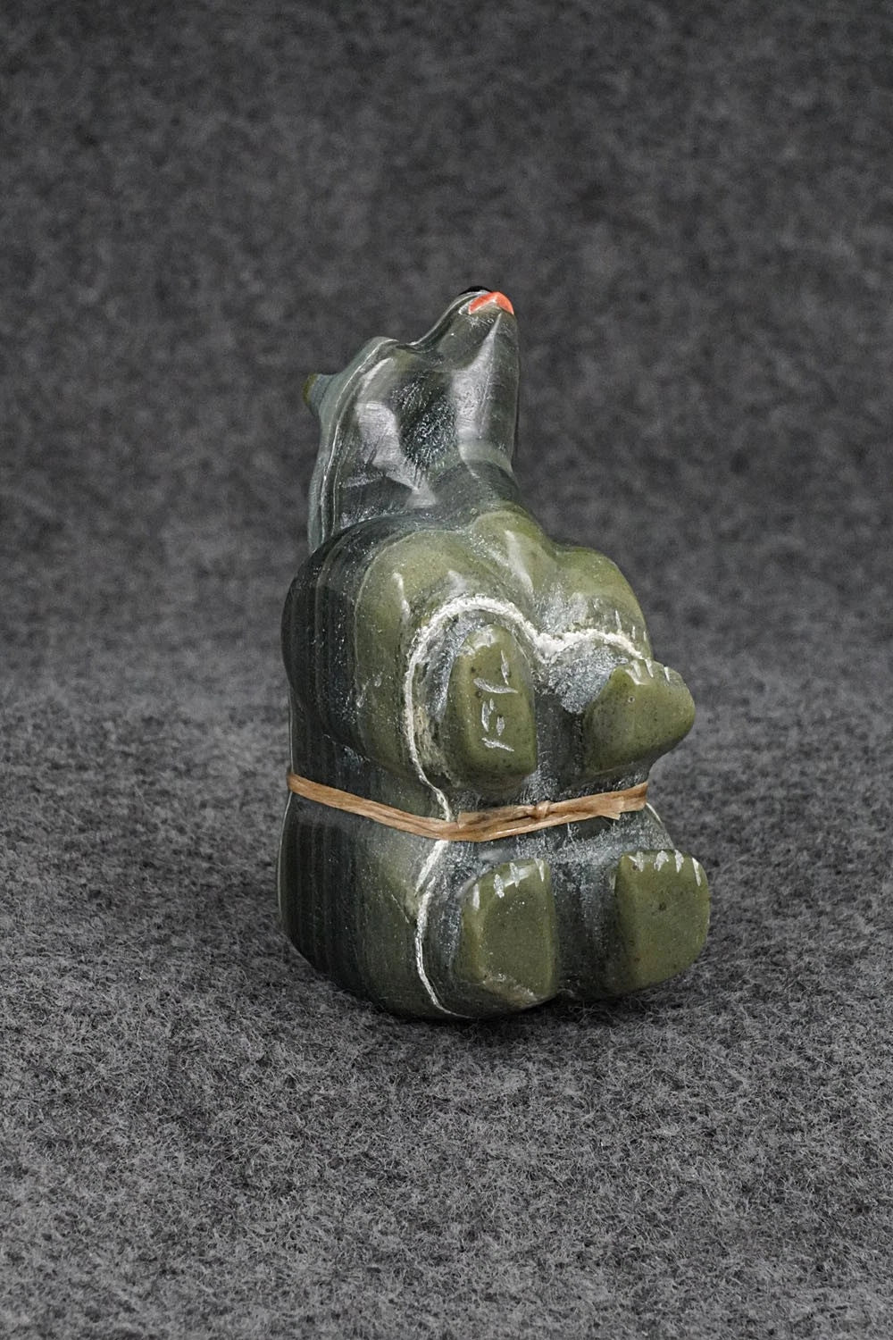 Bear Zuni Fetish Carving - Freddie Leekya