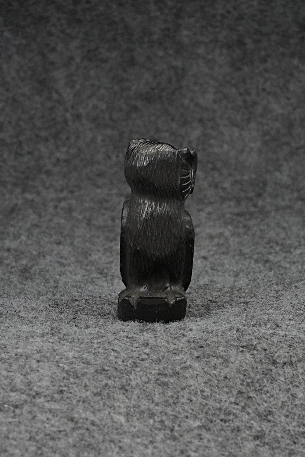 Owl Zuni Fetish Carving - Chris Peina