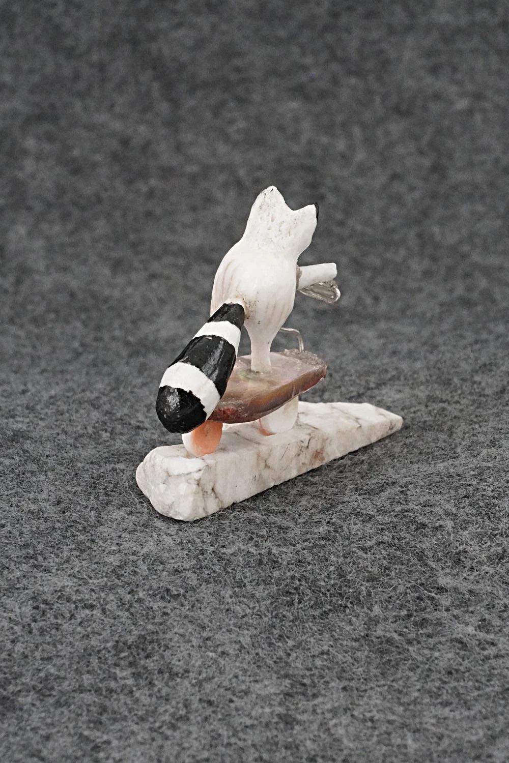 Raccoon Zuni Fetish Carving - Ruben Najera