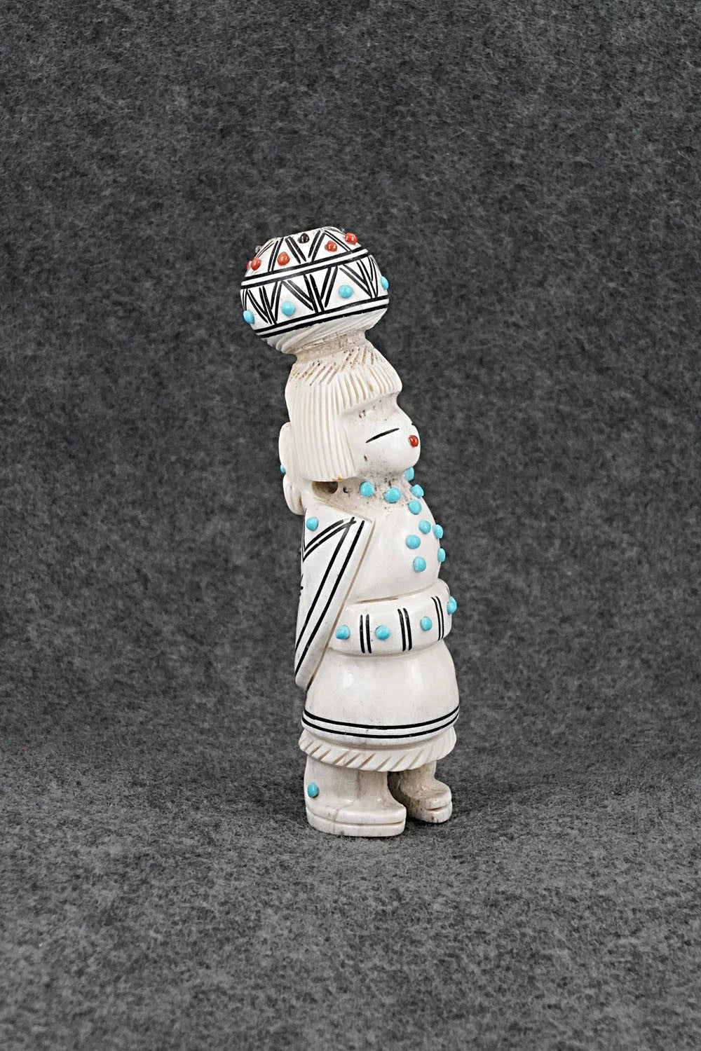 Ola Maiden Zuni Fetish Carving - Claudia Peina