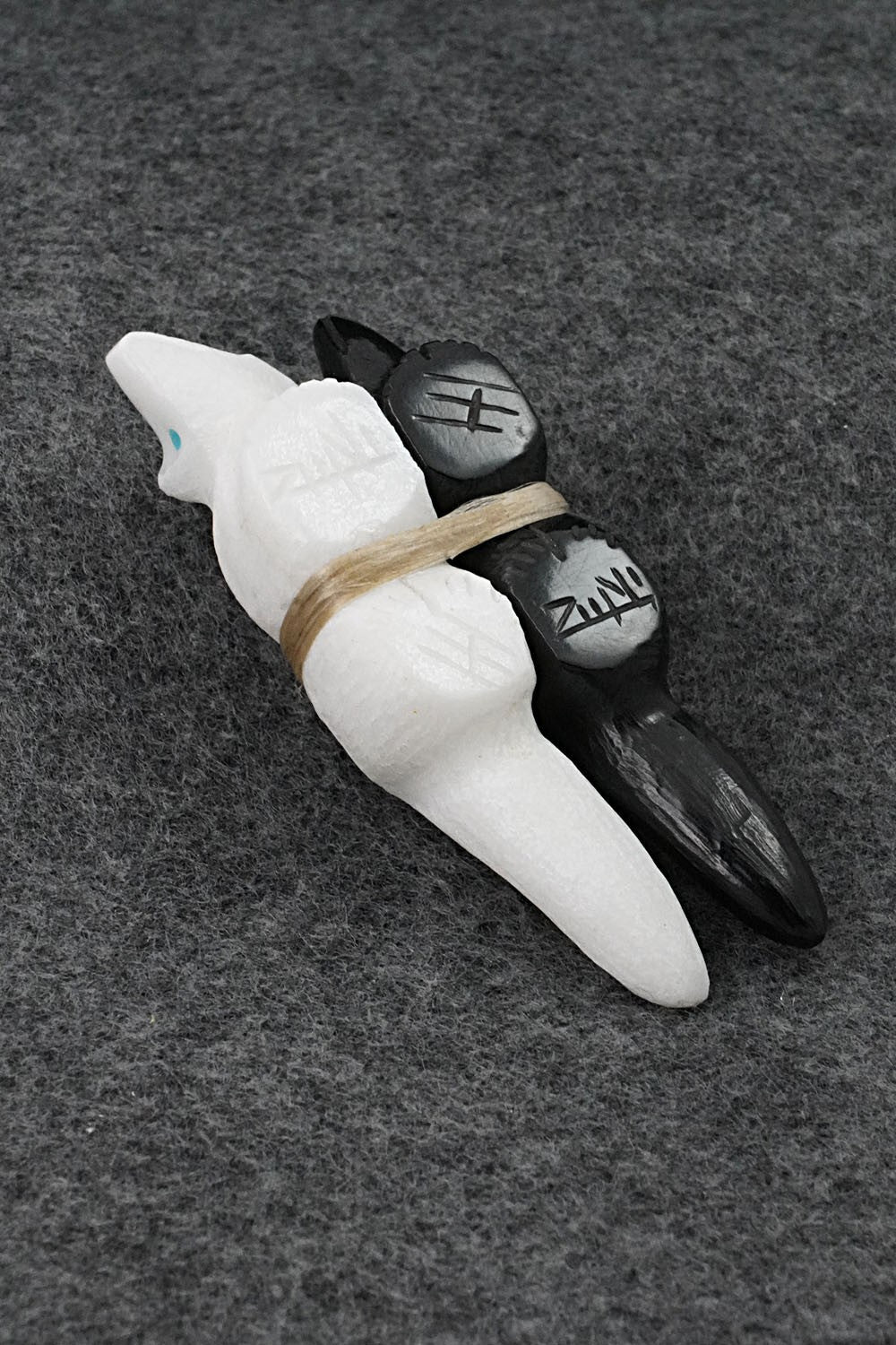 Wolf Zuni Fetish Carving - Herbert Halate