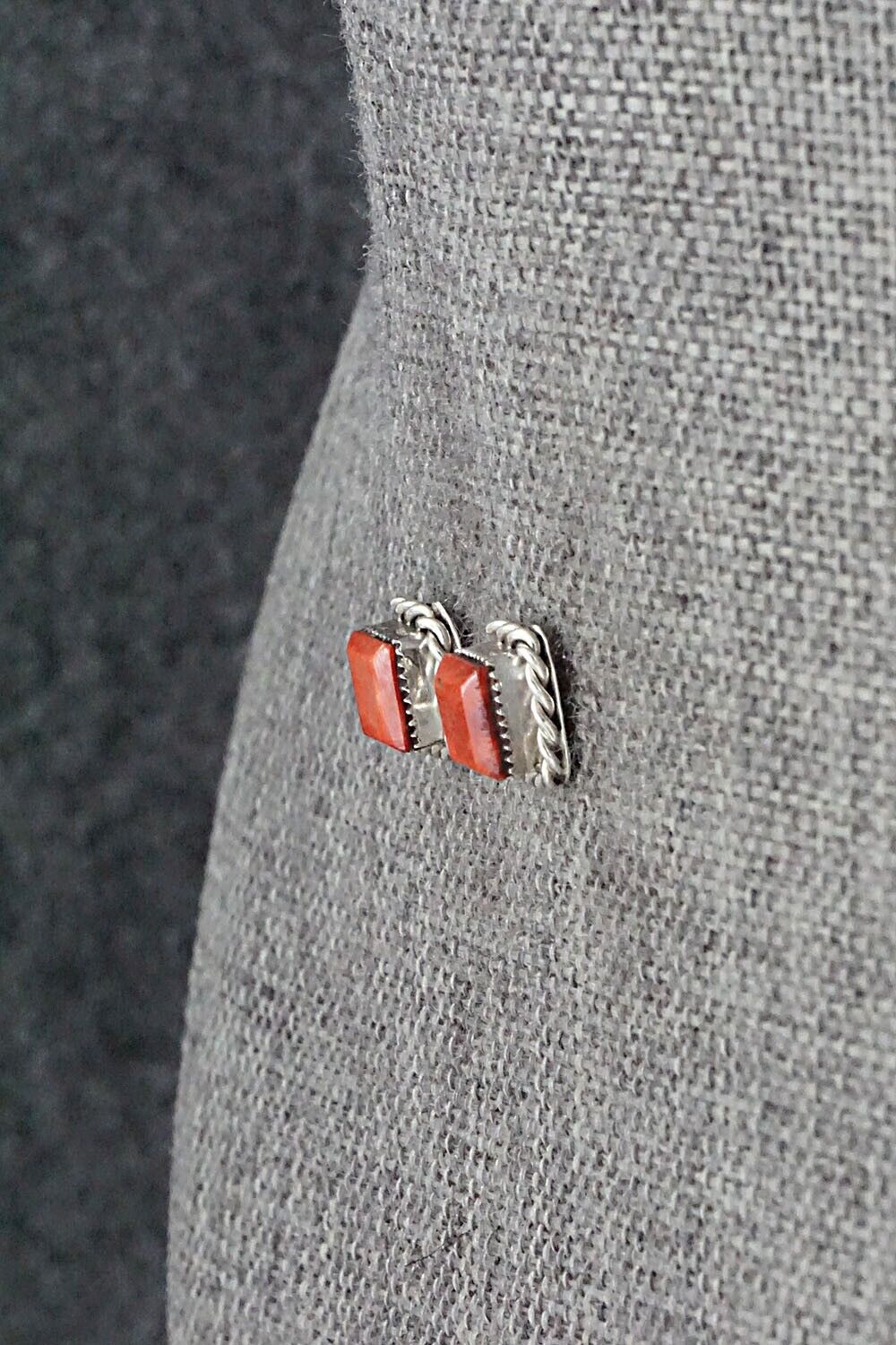 Spiny Oyster & Sterling Silver Earrings - Leander Cachini