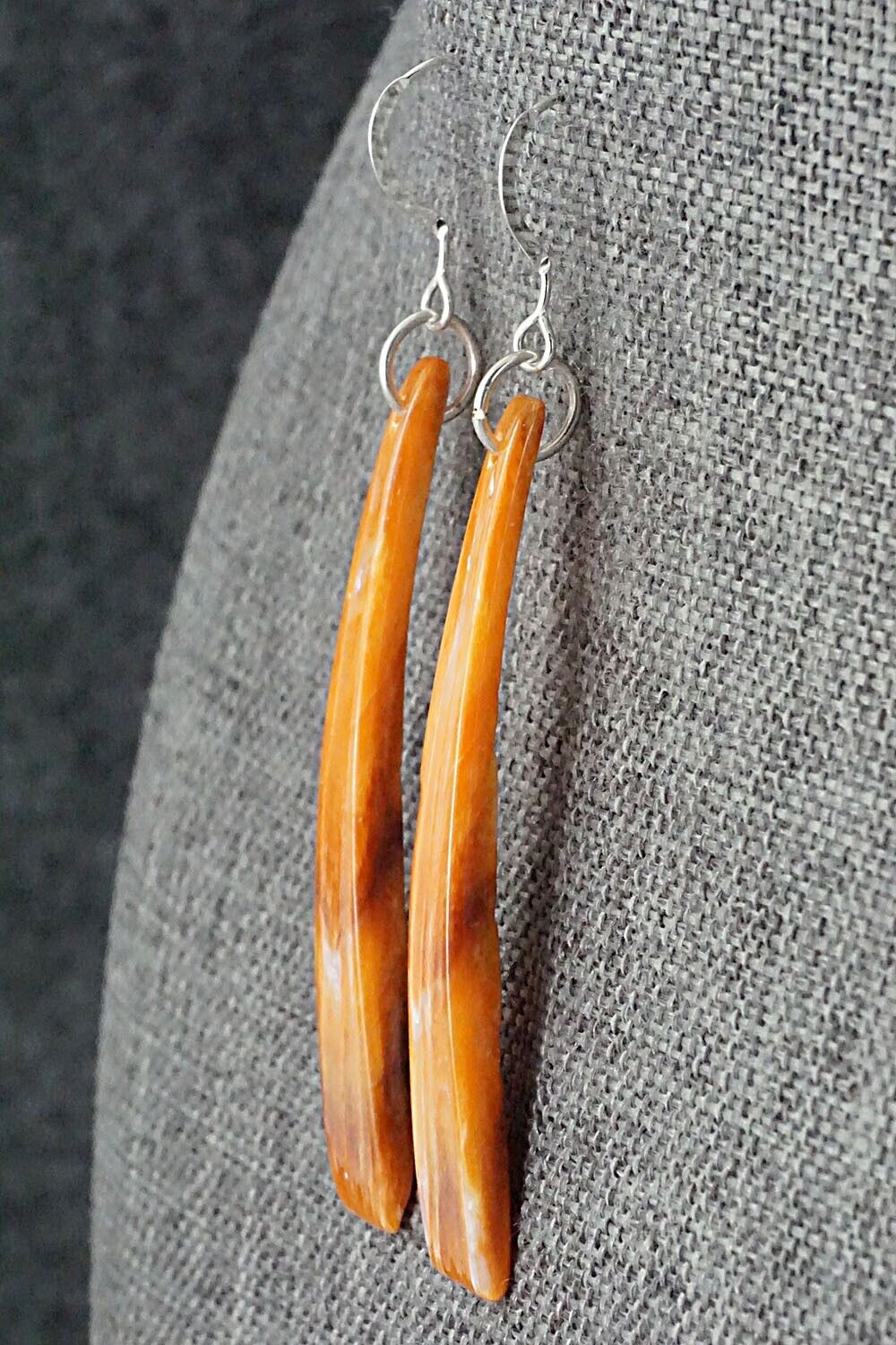 Spiny Oyster & Sterling Silver Earrings - Jesus Espino