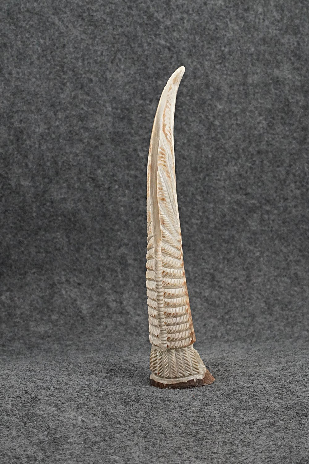Eagle Zuni Fetish Carving - Garrick Weeka