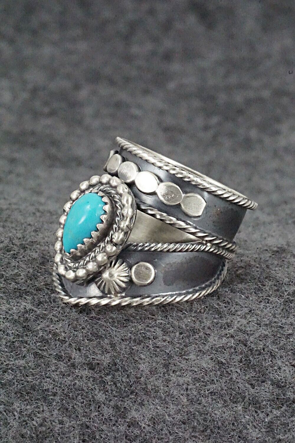 Turquoise & Sterling Silver Ring - Tom Lewis - Size 8