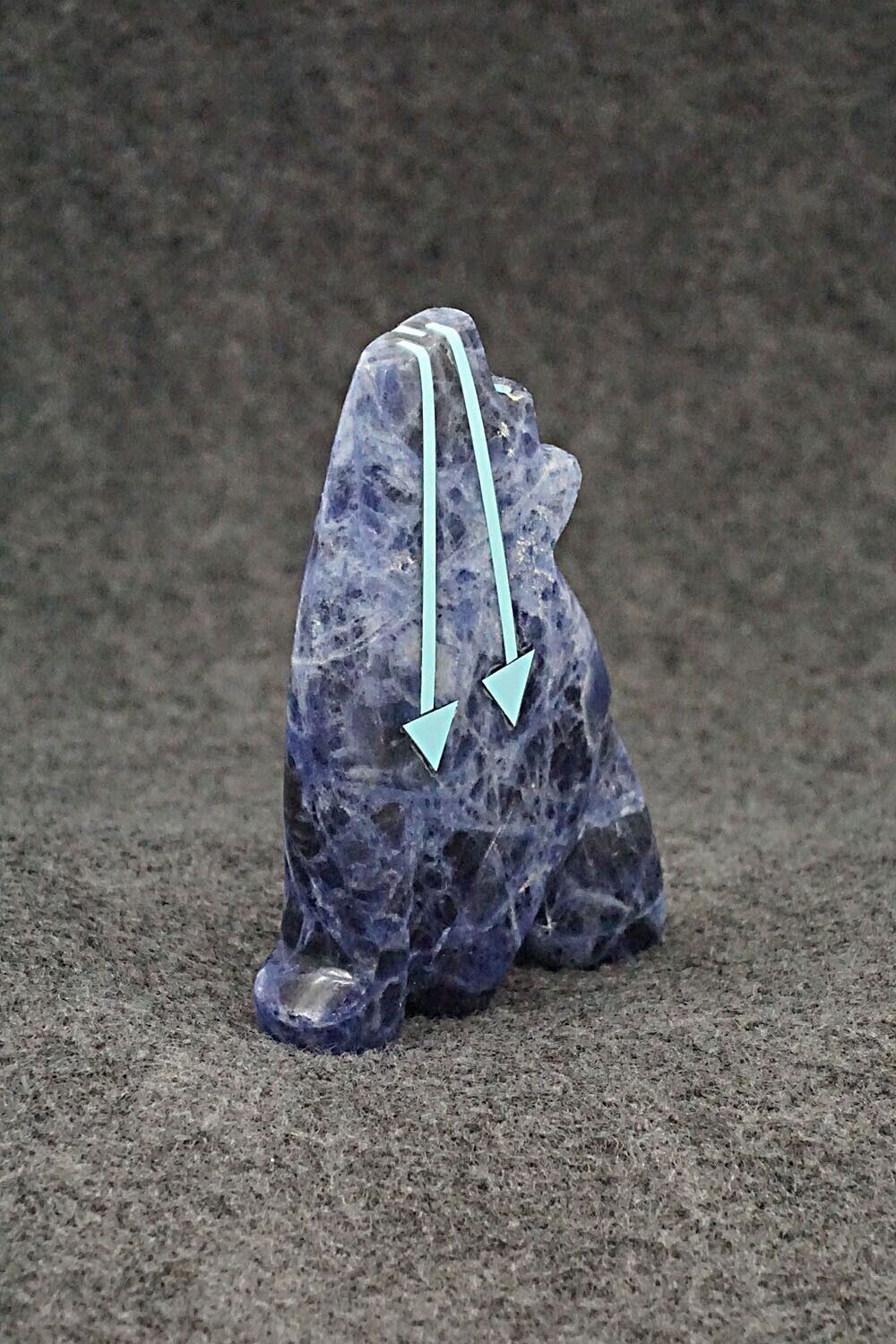 Wolf Zuni Fetish Carving - Bernard Laiwakete