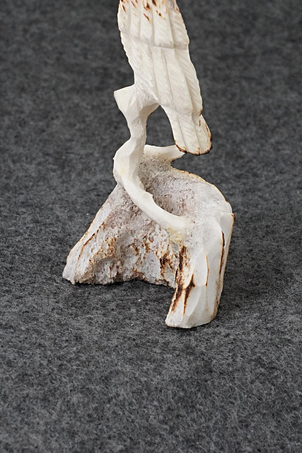 Eagle Zuni Fetish Carving - Ruben Najera