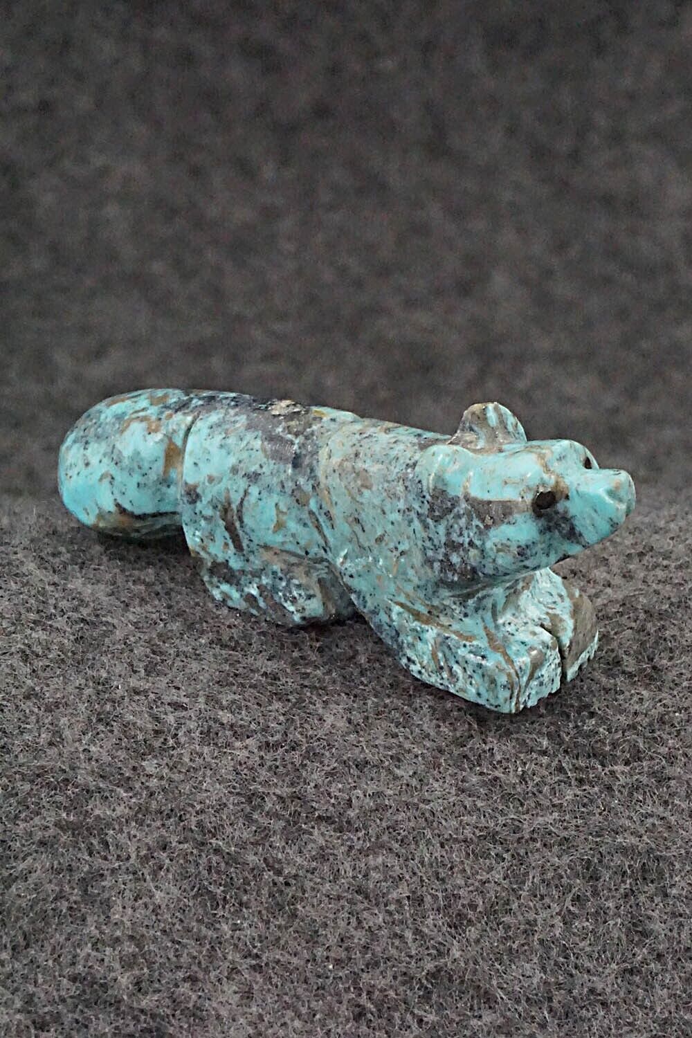 Wolf Zuni Fetish Carving - Reynold Lunasee