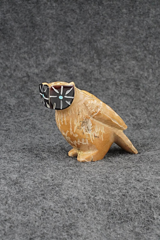 Owl Zuni Fetish Carving - Freddie Leekya