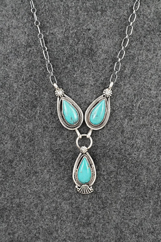 Turquoise & Sterling Silver Necklace - Verley Betone