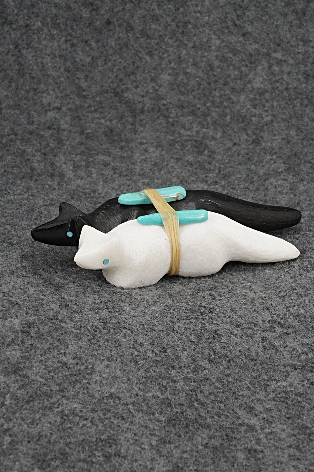 Wolf Zuni Fetish Carving - Herb Halate