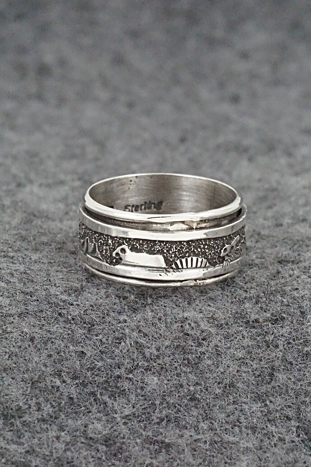 Sterling Silver Spinner Ring - Elaine Becenti - Size 8.5