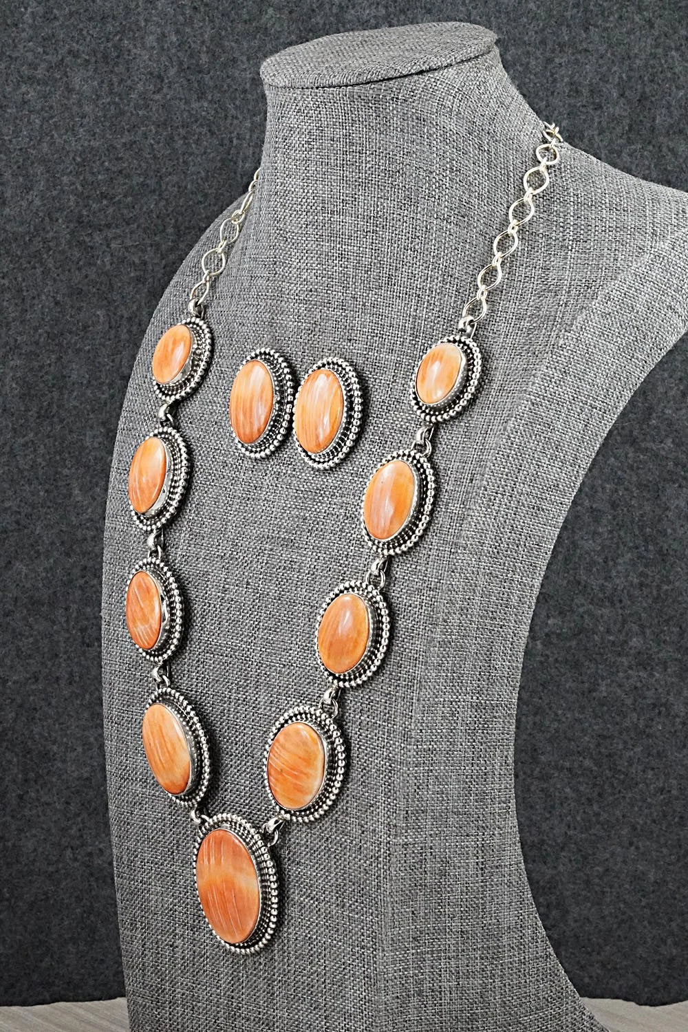 Spiny Oyster & Sterling Silver Necklace and Earrings Set - Darrin Livingston