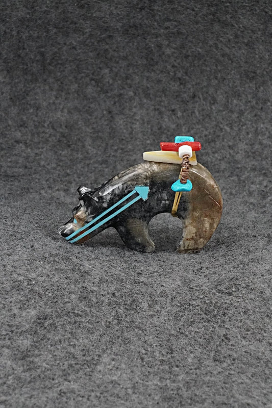 Bear Zuni Fetish Carving - Rodney Laiwakete