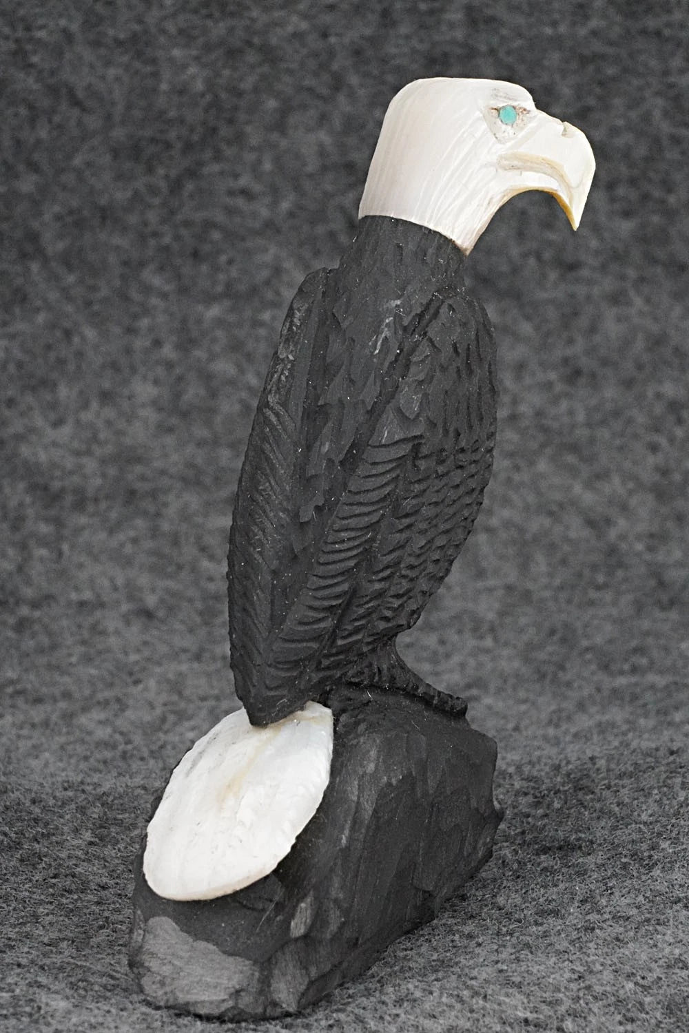 Bald Eagle Zuni Fetish Carving - Fenton Luna