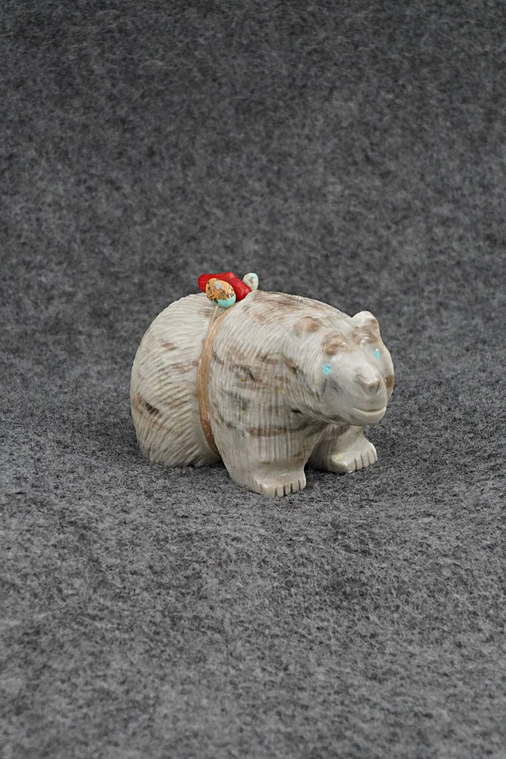 Bear Zuni Fetish Carving - Paulette & Farlan Quam