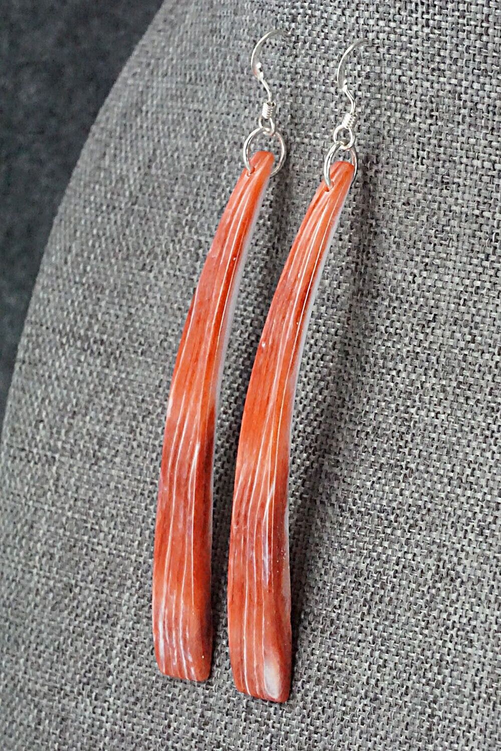Spiny Oyster & Sterling Silver Earrings - Jesus Espino