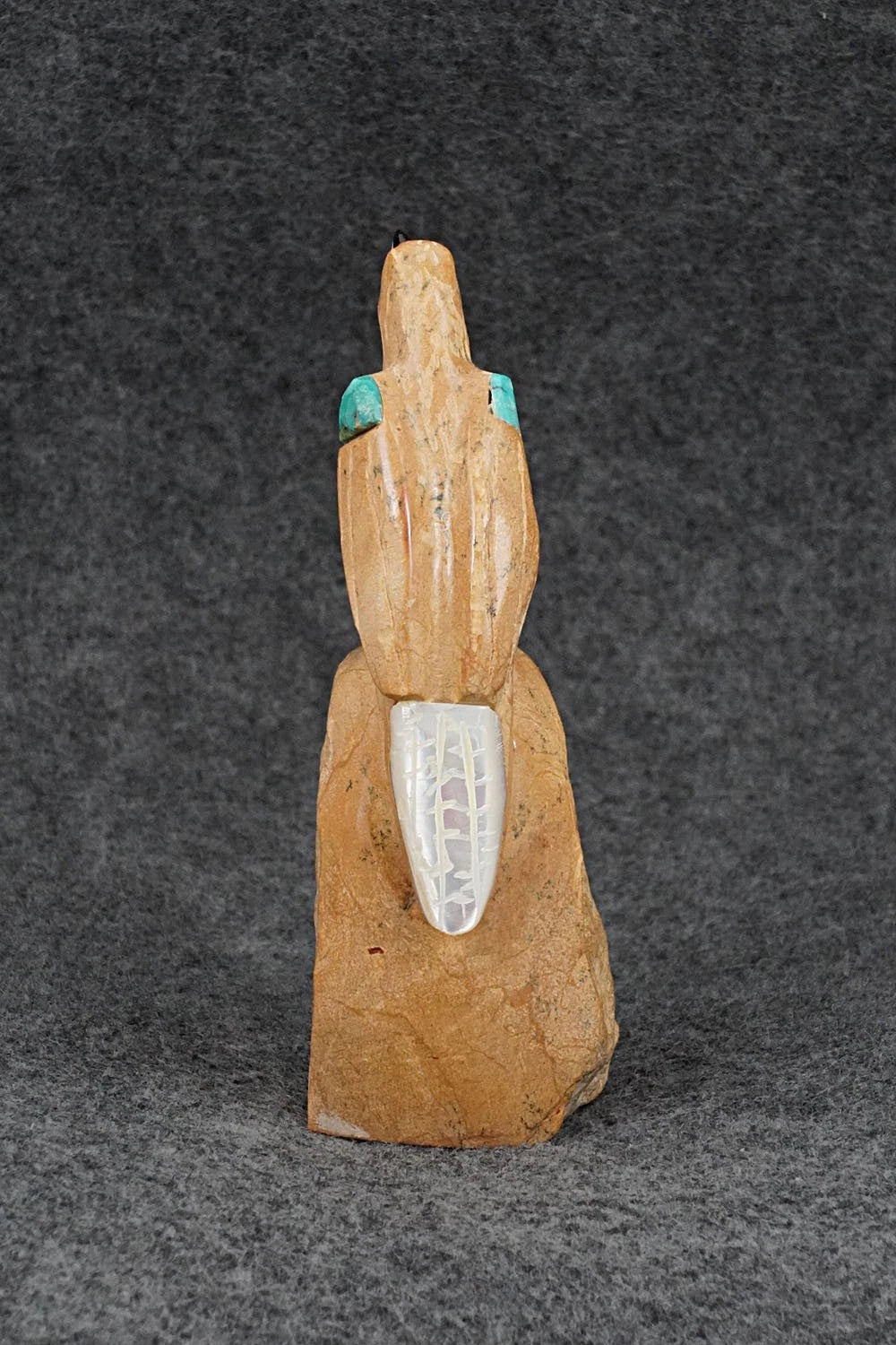 Bird Zuni Fetish Carving - Freddie Leekya