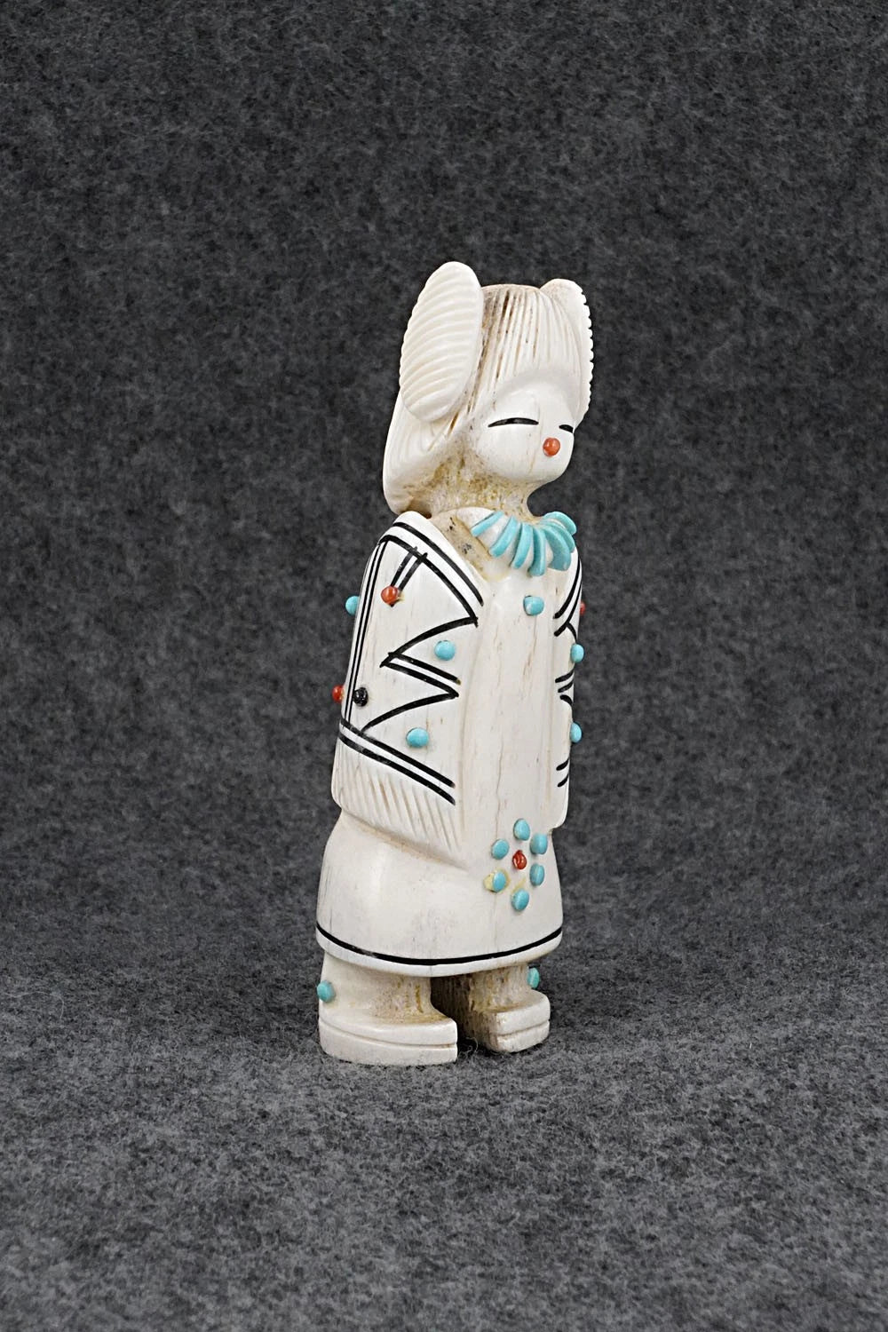 Corn Maiden Zuni Fetish Carving - Claudia Peina