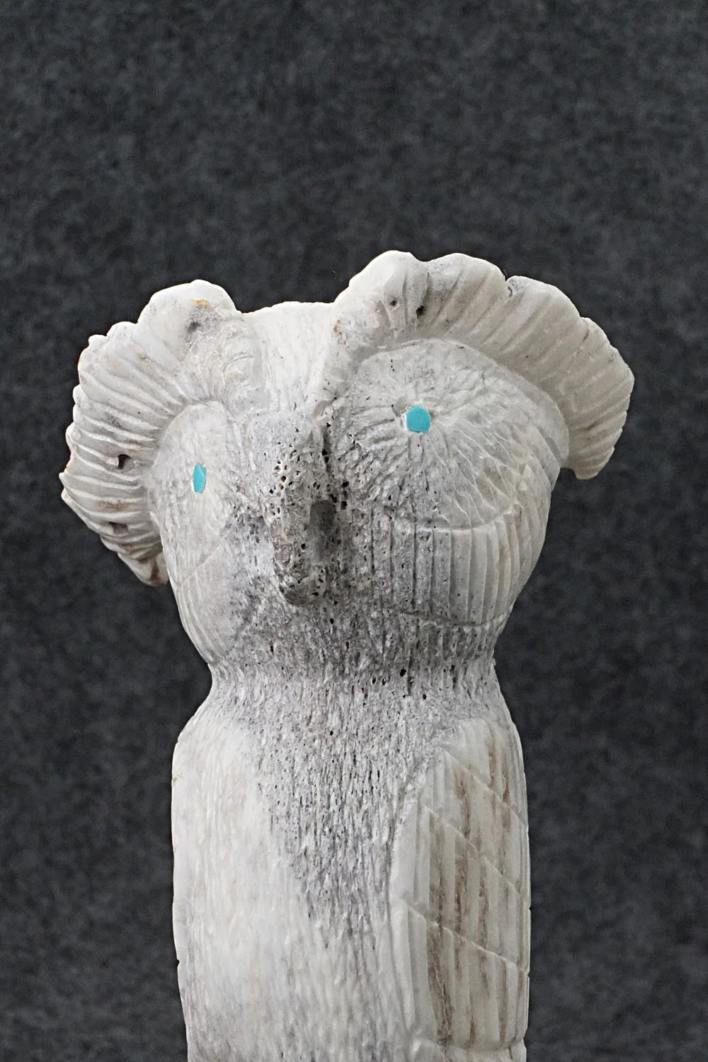 Owl Zuni Fetish Carving - Chris Peina
