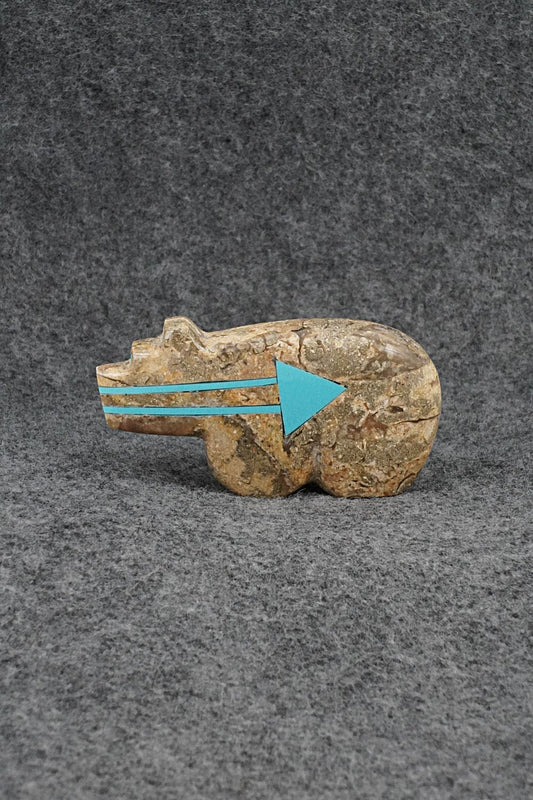 Bear Zuni Fetish Carving - Bernard Laiwakete