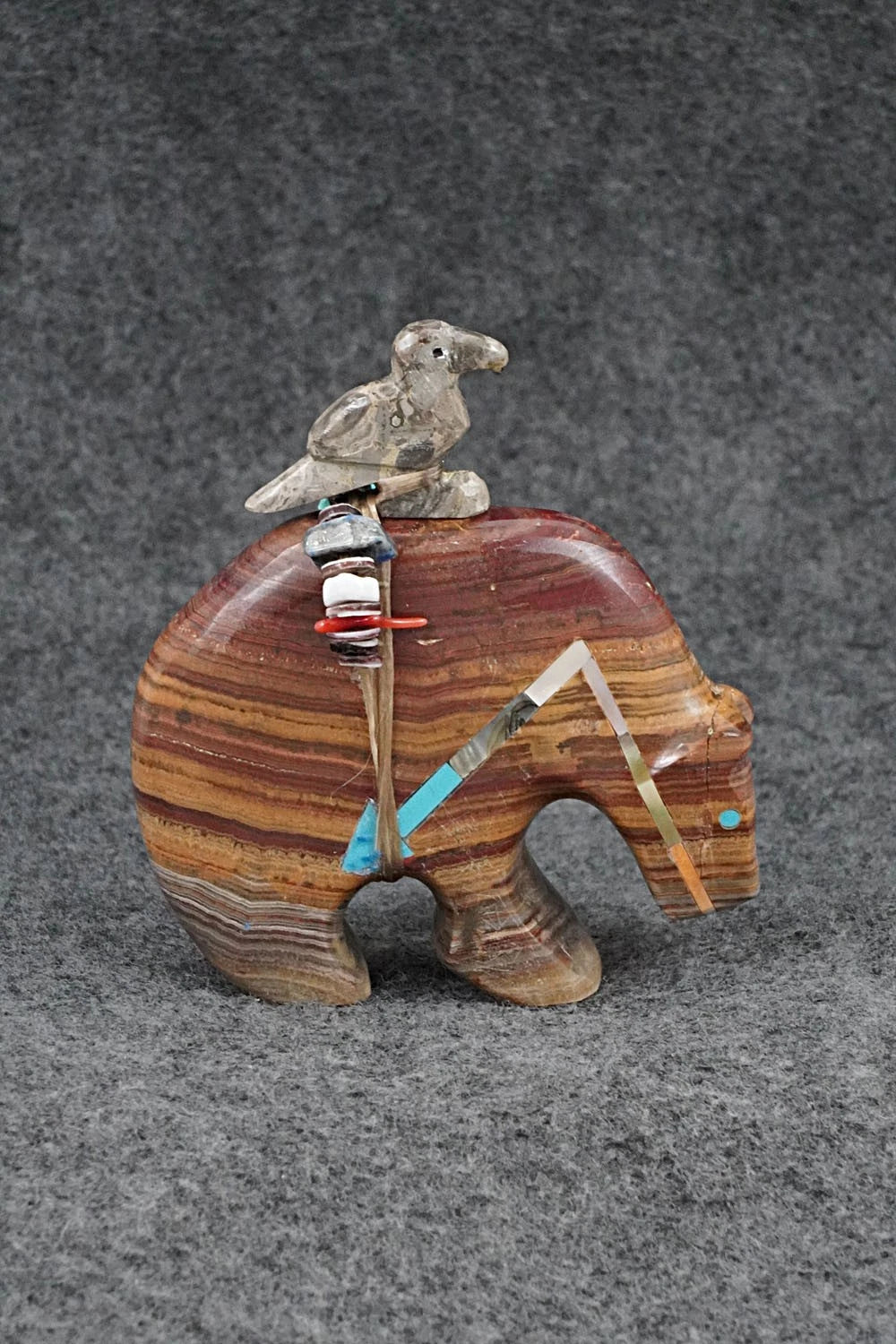 Bear Zuni Fetish Carving - Fernando Laiwakete