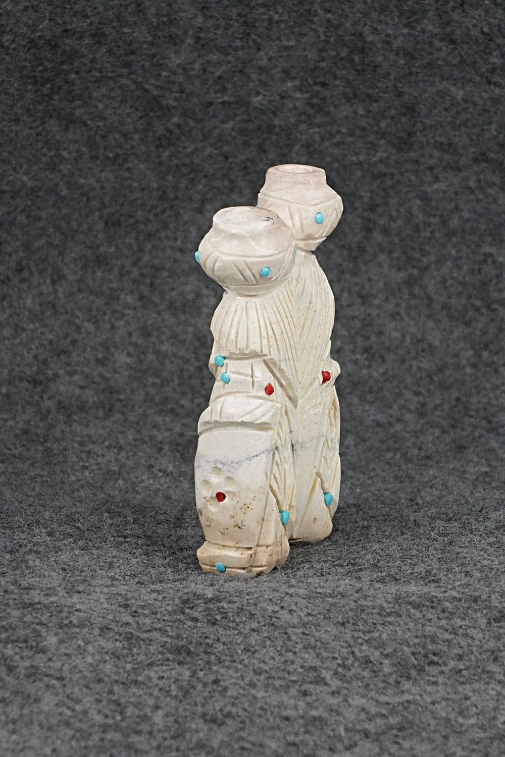 Ola Maiden Zuni Fetish Carving - Danette Laate