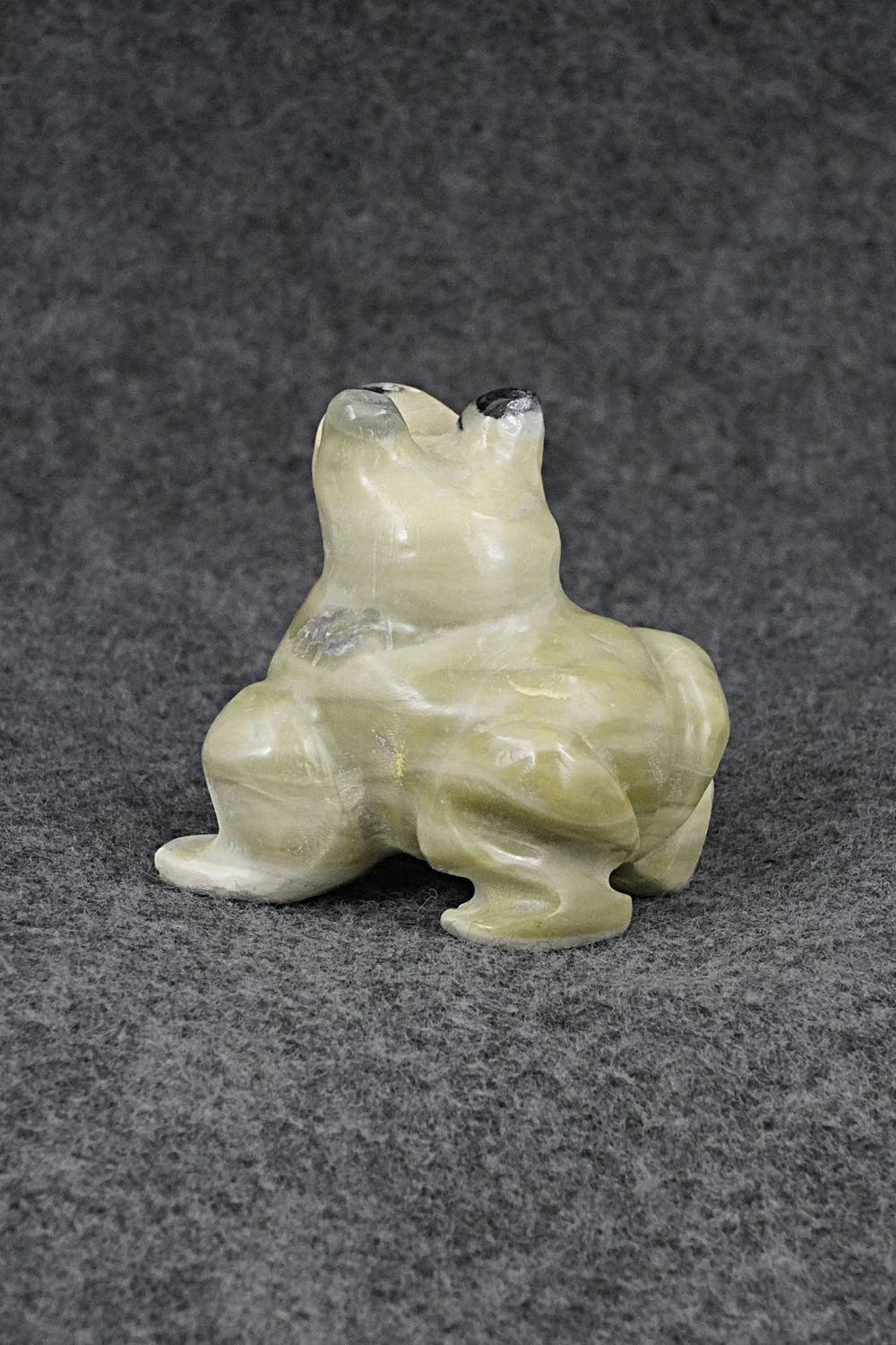 Frog Zuni Fetish Carving - Freddie Leekya