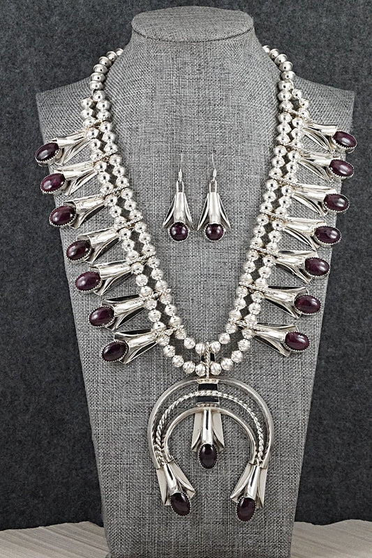 Spiny Oyster & Sterling Silver Squash Blossom Set - Louise Yazzie